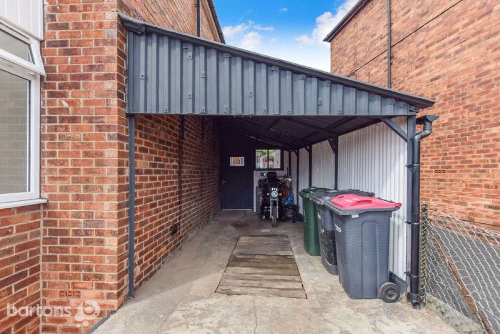 Images for Sandringham Avenue, WHISTON