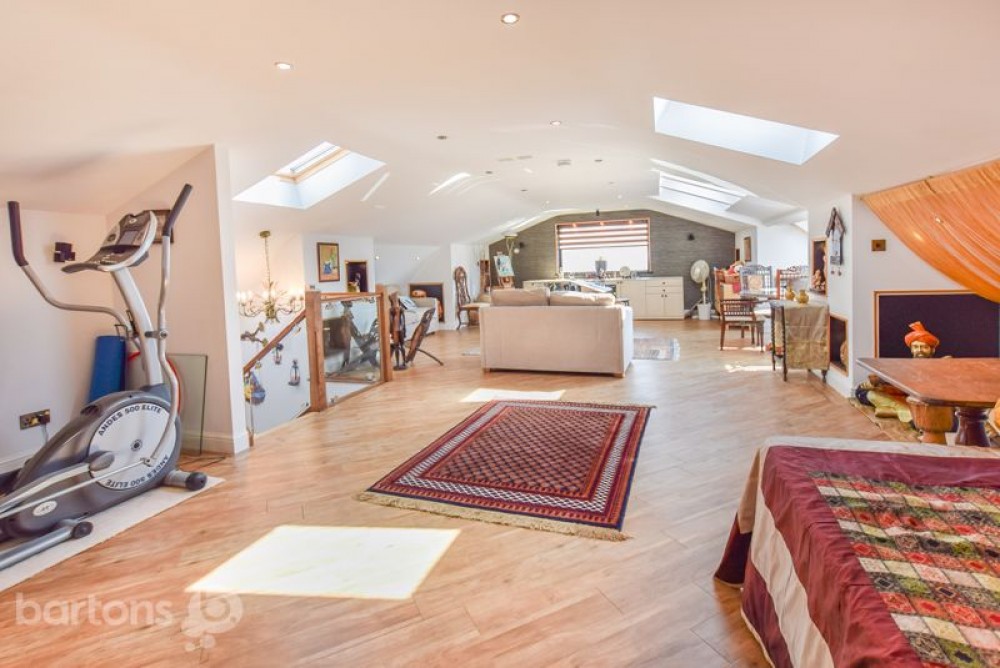 Images for Woodfoot Road, MOORGATE