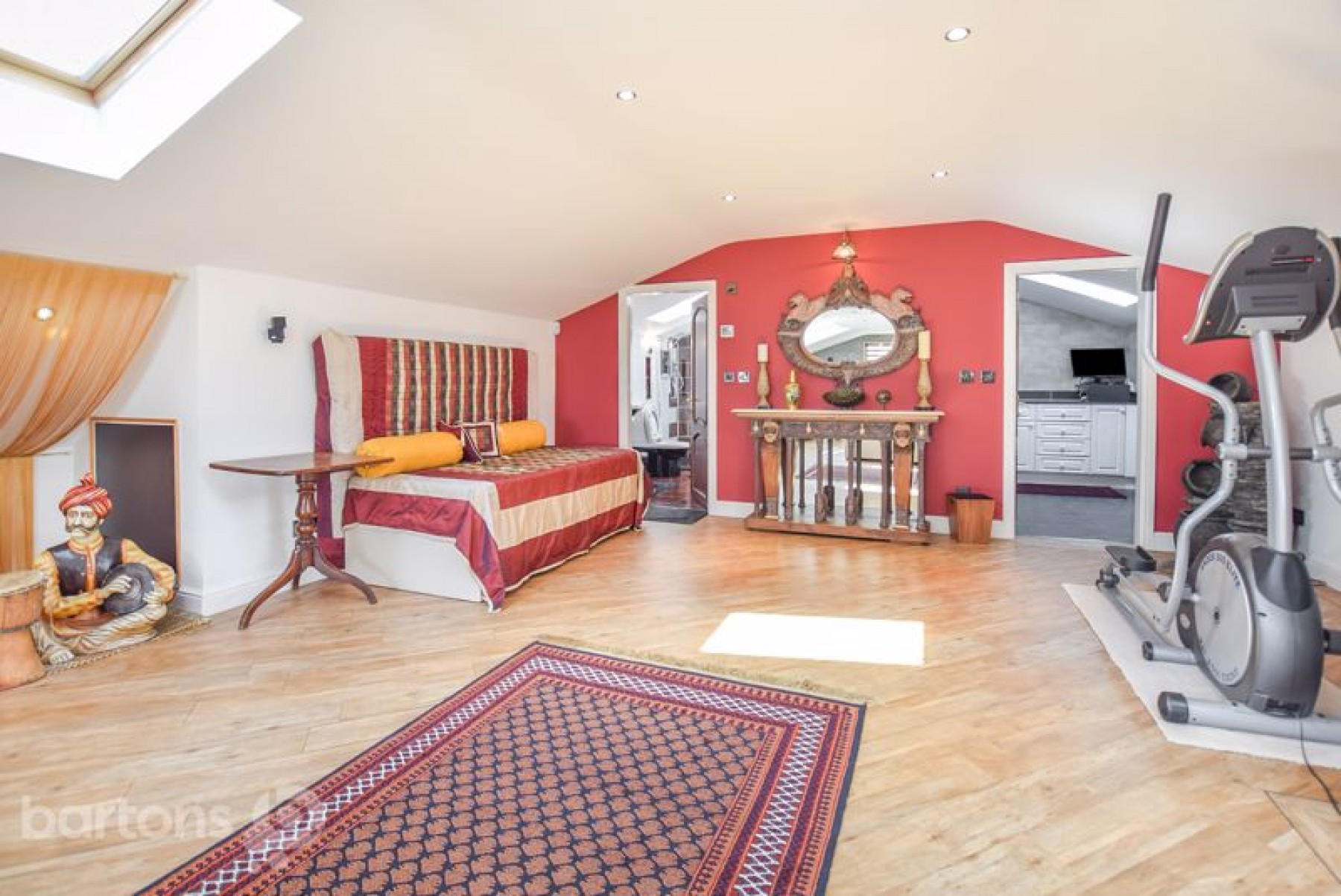 Images for Woodfoot Road, MOORGATE