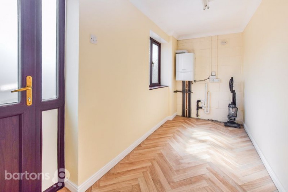 Images for Holly Crescent, Sunnyside