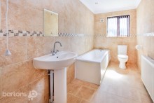 Images for Holly Crescent, Sunnyside