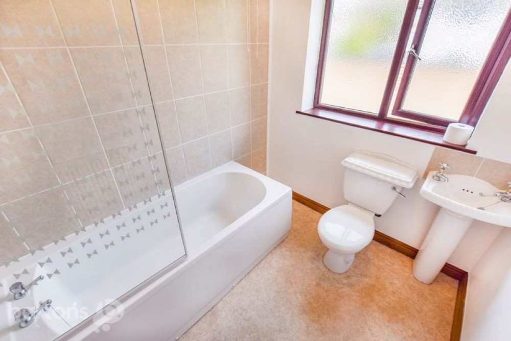 Images for Holly Crescent, Sunnyside