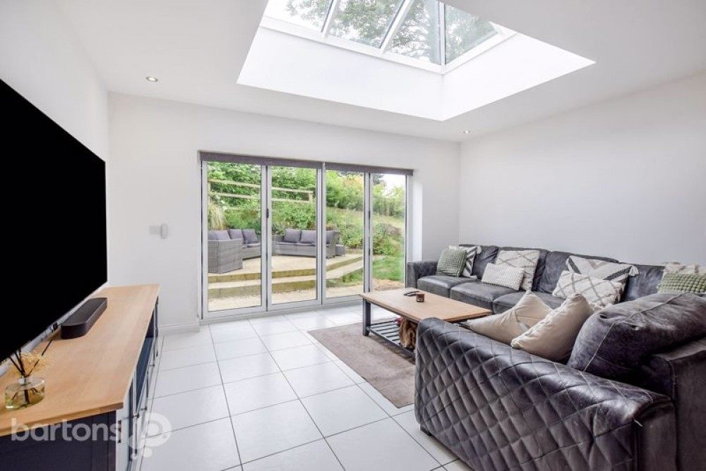 Images for Weavers Chase, WICKERSLEY