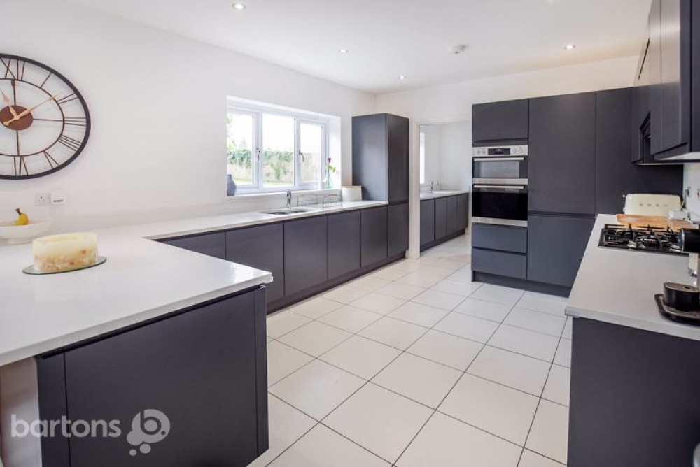 Images for Weavers Chase, WICKERSLEY