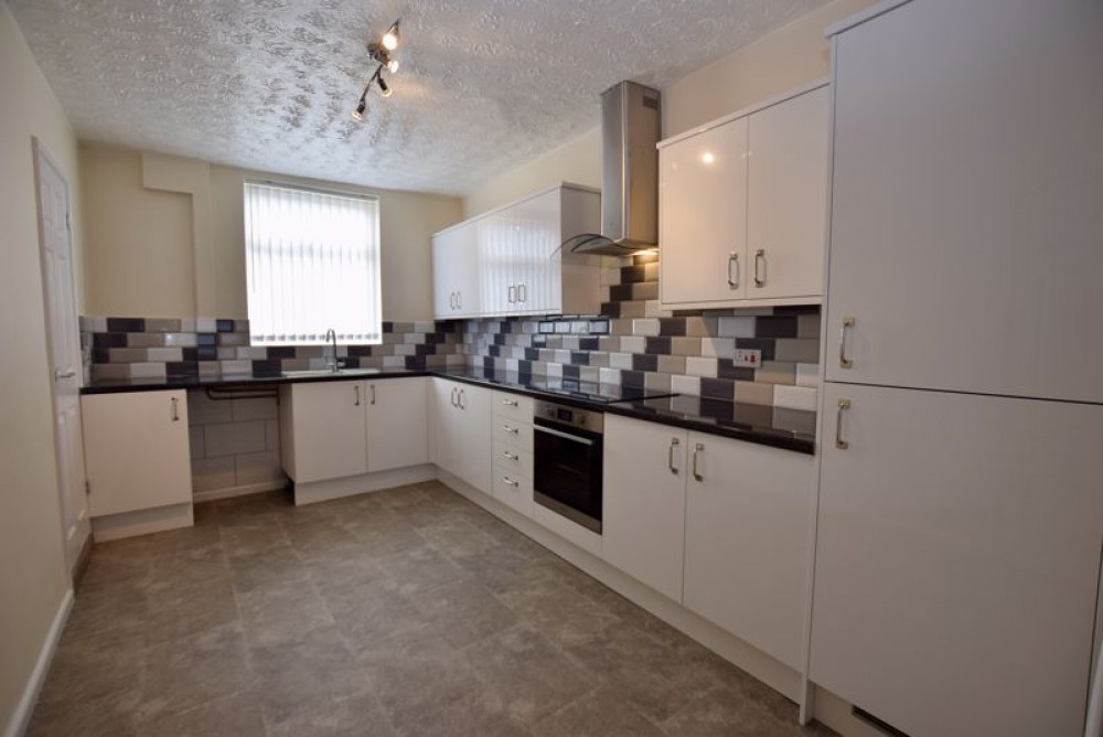 Images for Wood Lane, TREETON