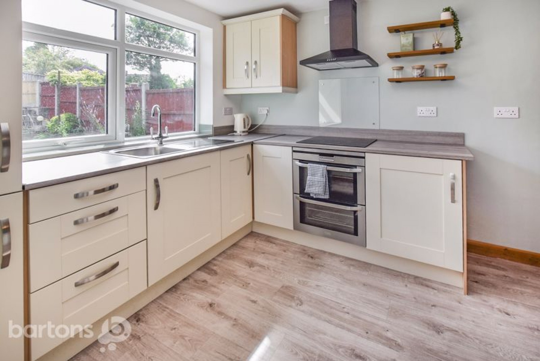 Images for Sandringham Avenue, WHISTON