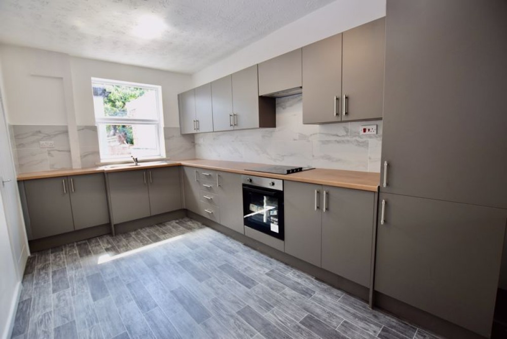 Images for Wood Lane, TREETON