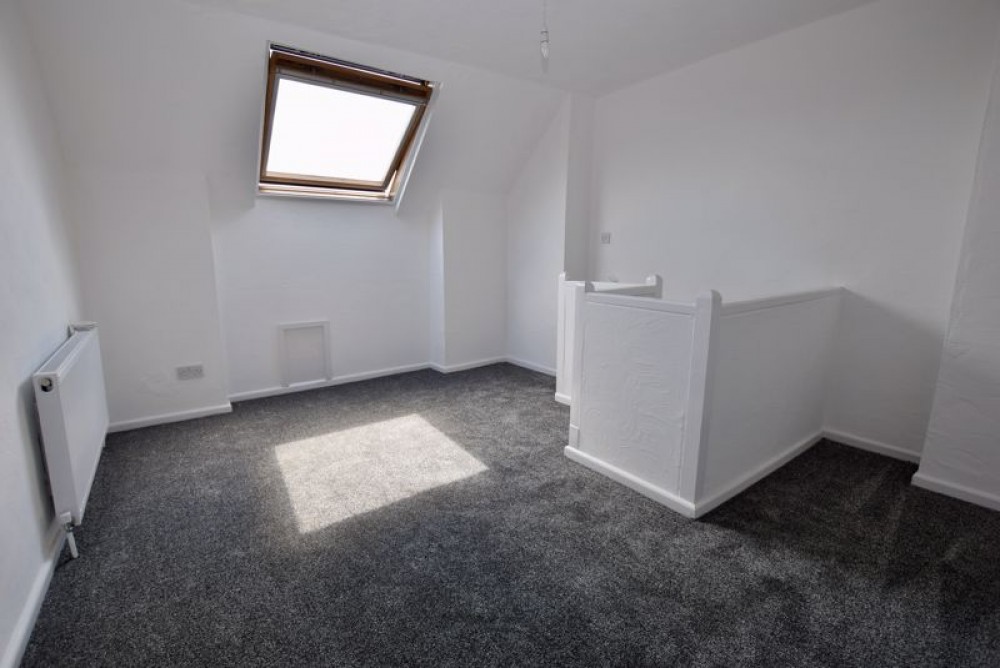 Images for Wood Lane, TREETON