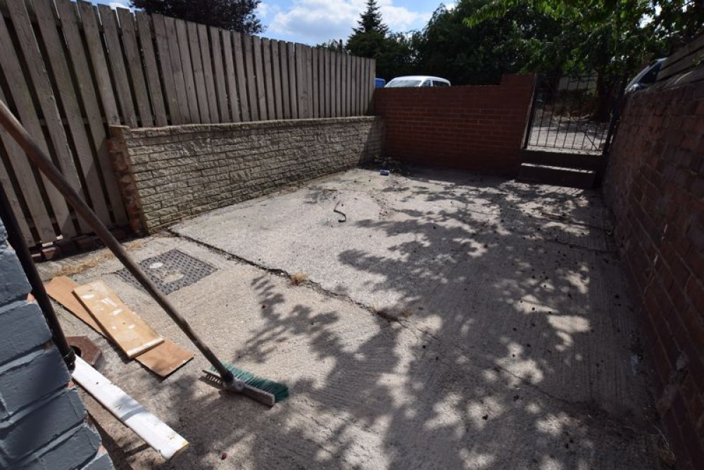 Images for Wood Lane, TREETON