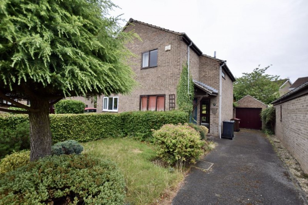 Images for Matthews Drive, WICKERSLEY