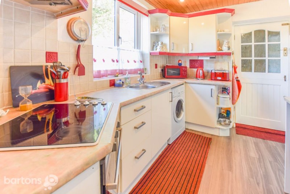 Images for Valley Road, SWINTON