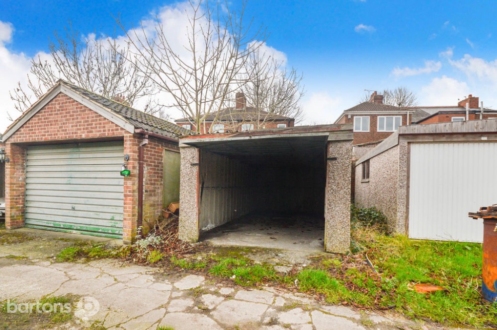 Images for Cross Street, Bramley