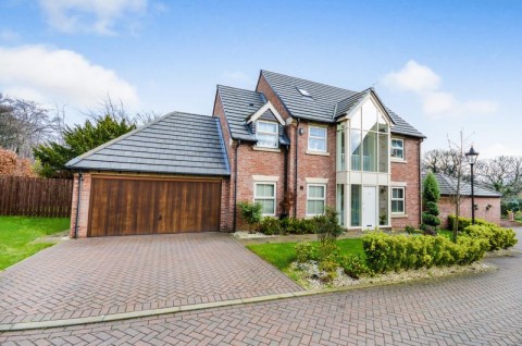 View Full Details for Queensway Court, MOORGATE