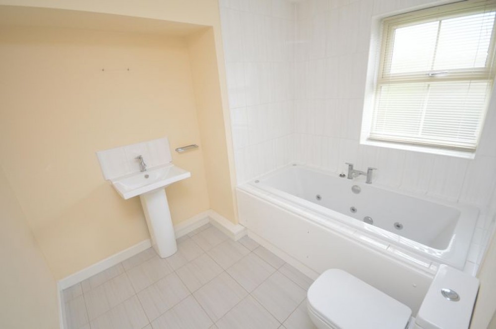 Images for Queensway Court, MOORGATE